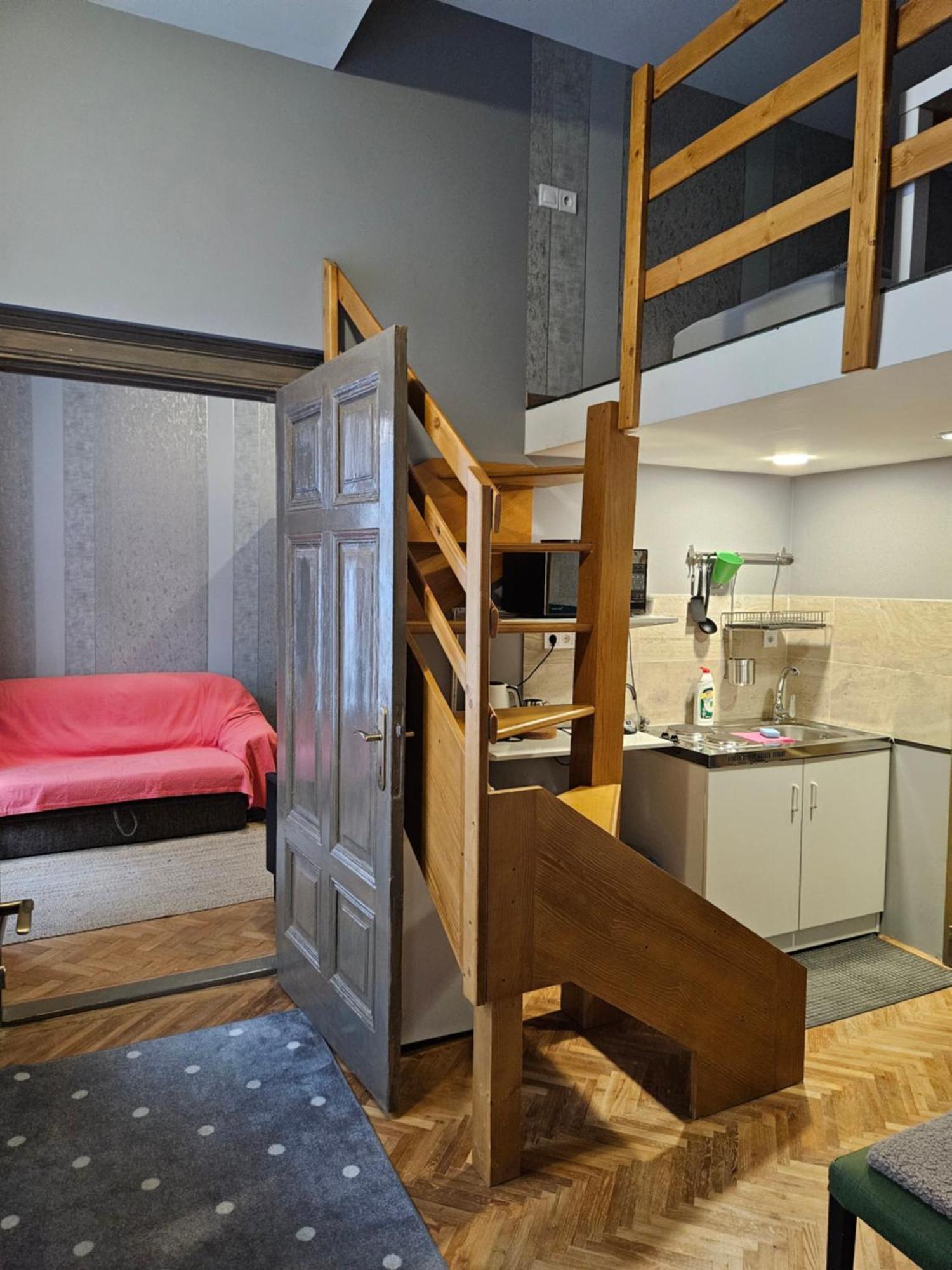 Danubescree Cozy Apartment Budapest Eksteriør billede